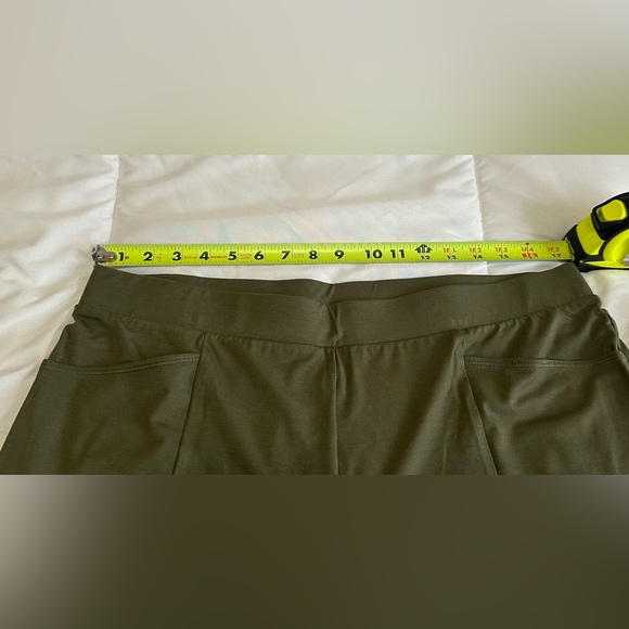 New TIBBY HIGH WAISTED STRAIGHT LEG PANT in Cactus Green Size XL - Picture 6 of 6